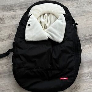 LIKE NEW Skip Hop Winter Car Seat Cover, Stroll & Go, Black